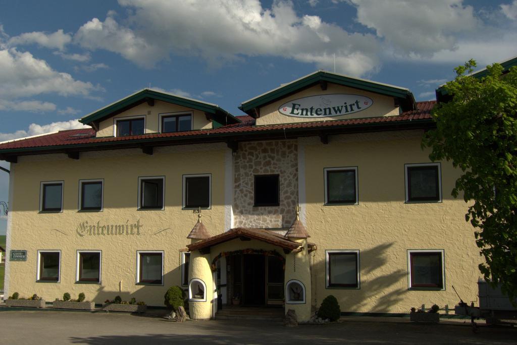 Landgasthof Entenwirt Tarsdorf Luaran gambar